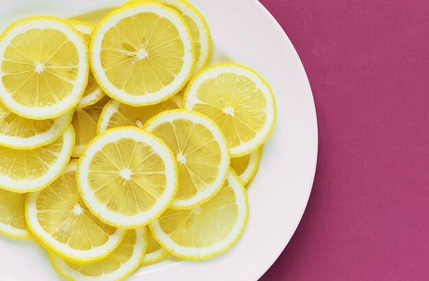 Lemon contains vitamin C, which stimulates potency